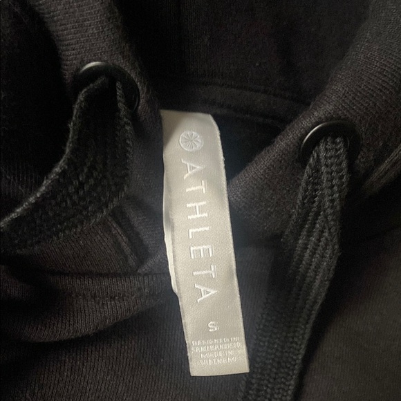 Athleta Black Hoodie with Floral Design on back, size S. NWOT - Picture 6 of 10